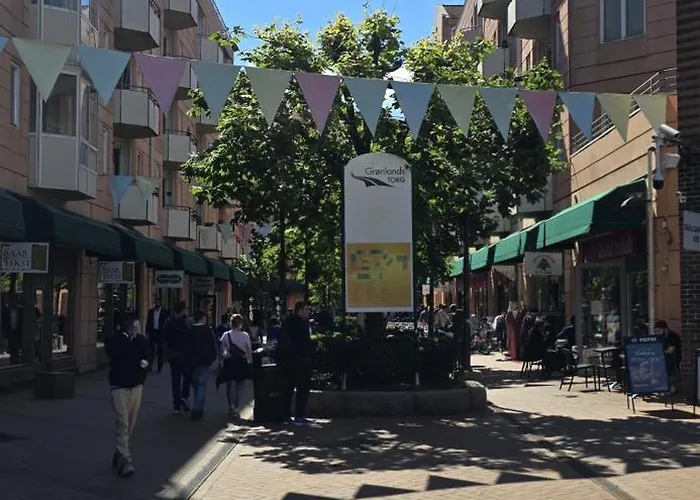 Lägenhet Prime Location By S, Markets And Bus Terminal *