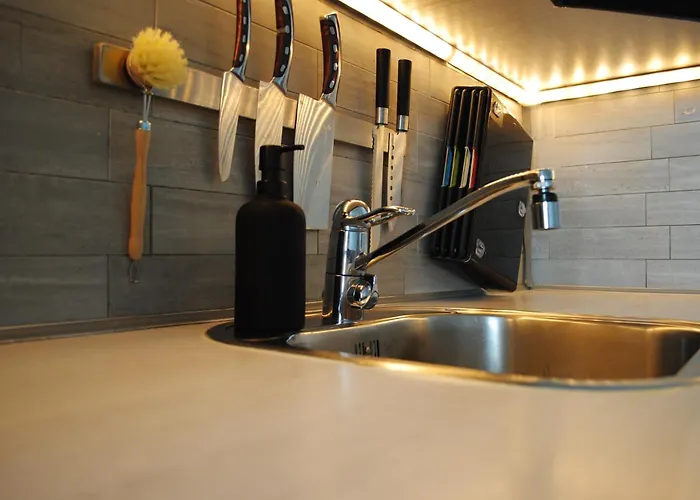 Prime Location By S, Markets And Bus Terminal Oslo